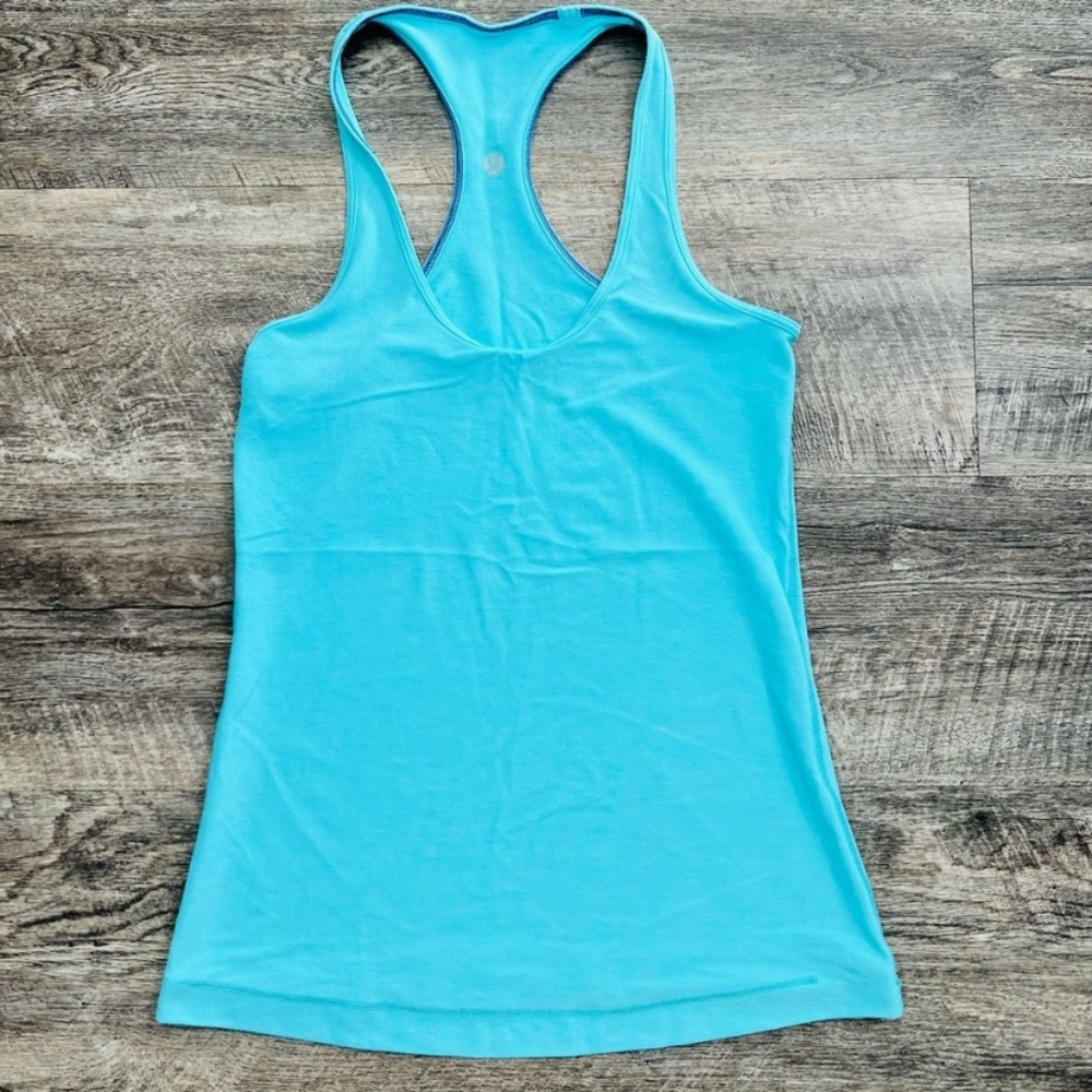 Lululemon tank